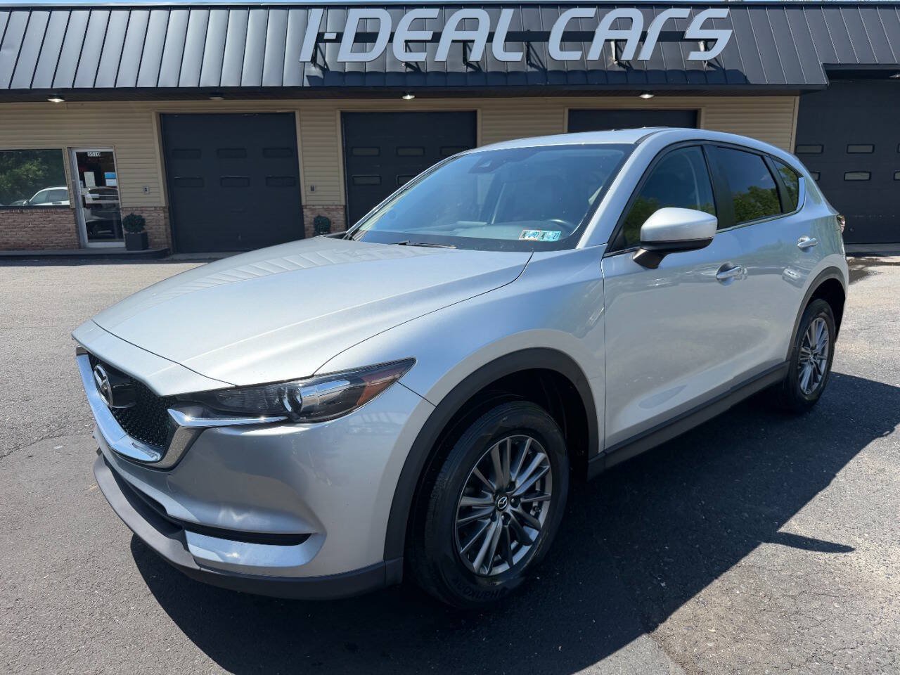 Used 2017 MAZDA CX-5 Touring w/ Preferred Equipment Package AWD/4WD image 1