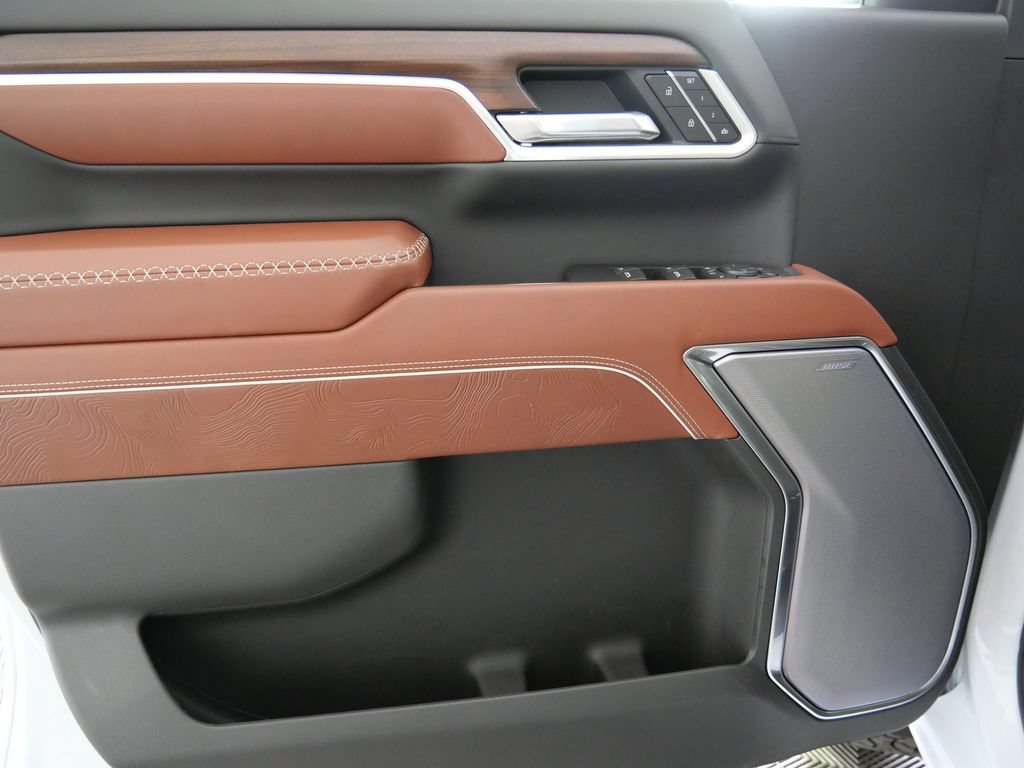 New 2026 GMC Sierra 3500 Denali Ultimate AWD/4WD image 13