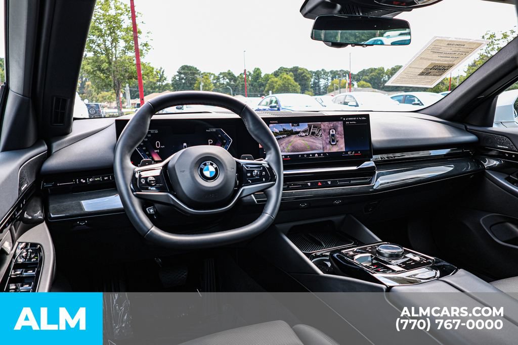 Used 2026 BMW 530i RWD image 26