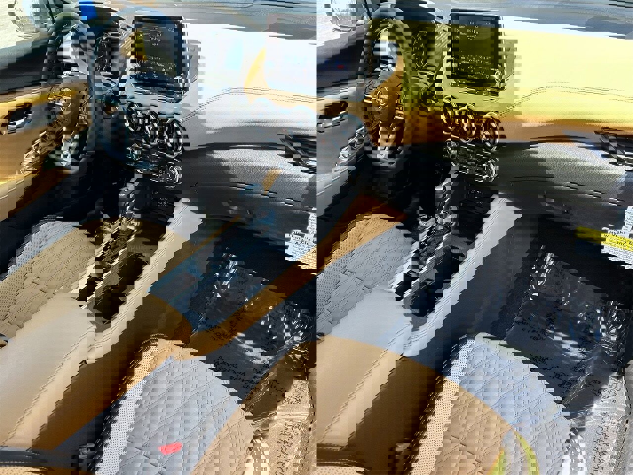 New 2025 Nissan Sentra SV w/ SV Premium Package image 11