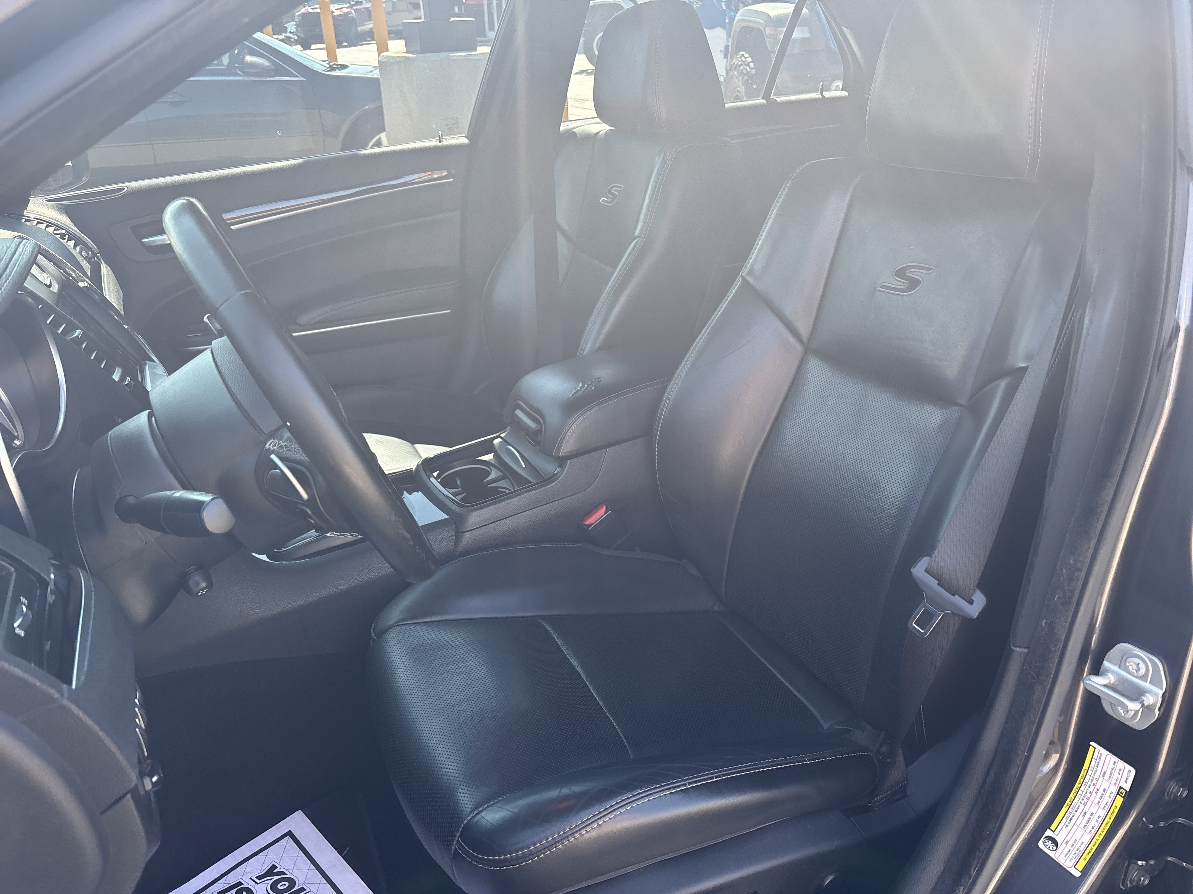 Used 2021 Chrysler 300 S w/ S Model Appearance Package RWD image 13