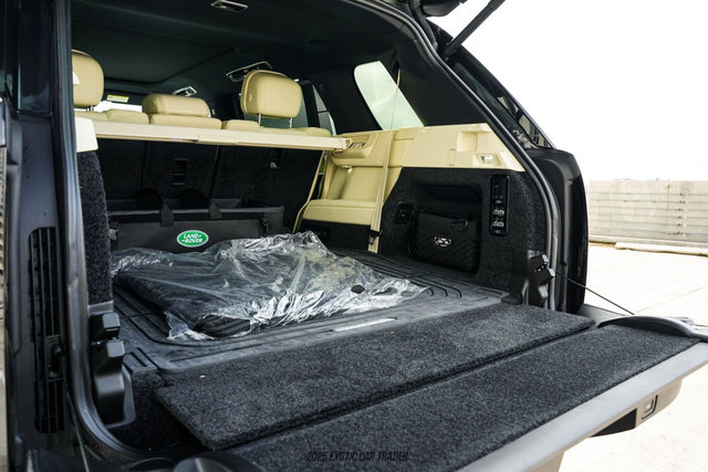 Used 2025 Land Rover Range Rover Long Wheelbase SE image 67