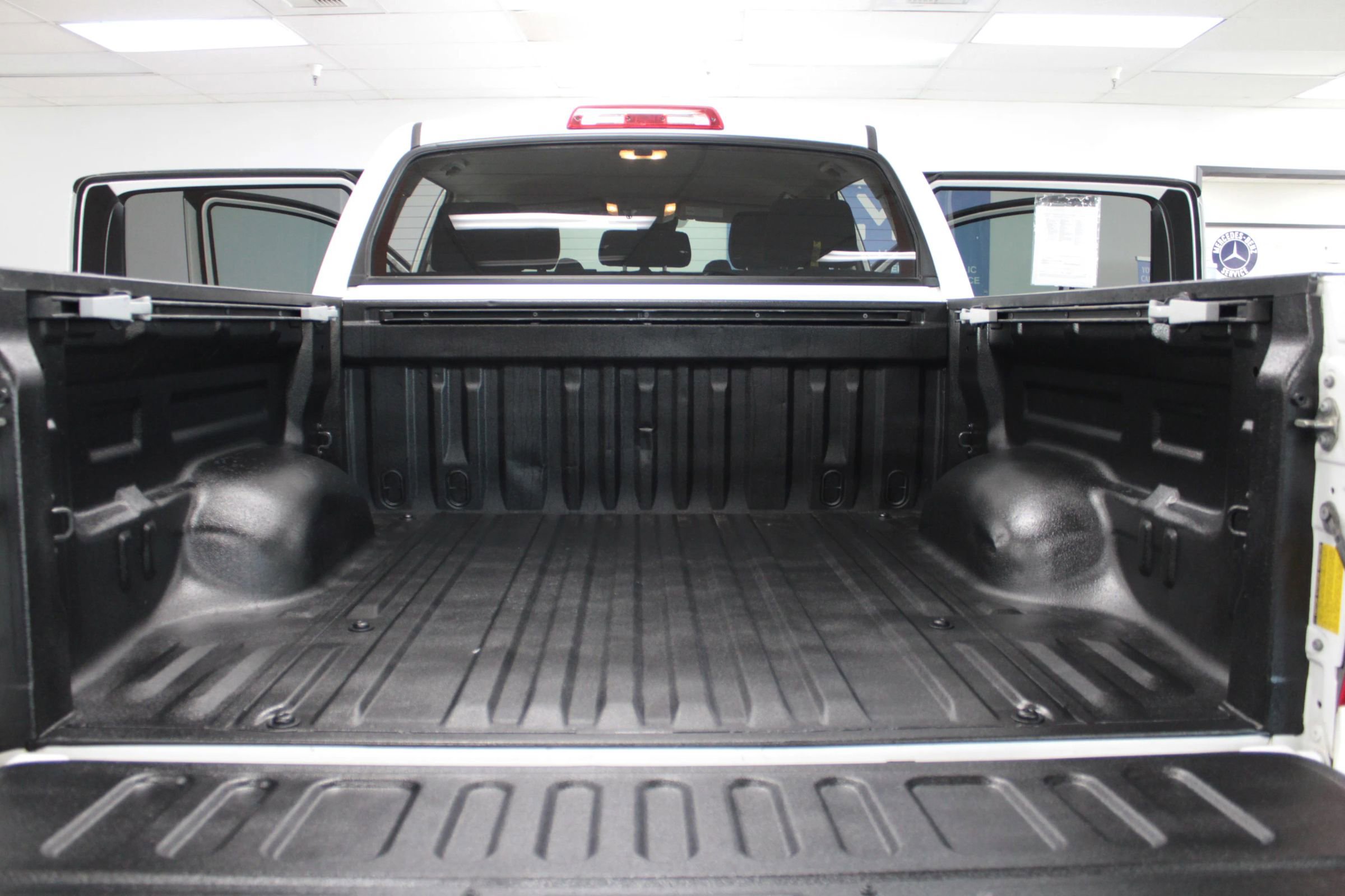 Used 2019 Toyota Tundra SR5 image 9