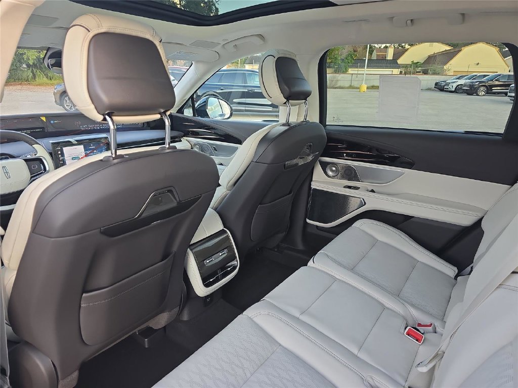 New 2026 Lincoln Nautilus Black Label AWD/4WD image 14