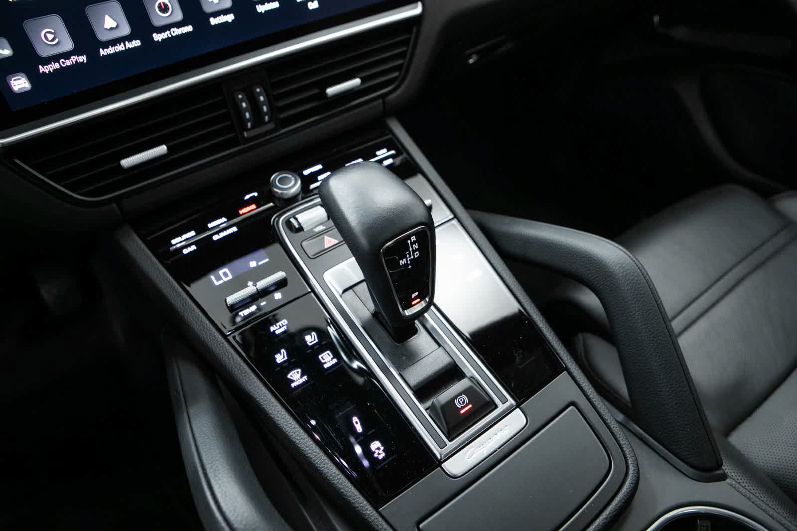 Certified 2023 Porsche Cayenne Platinum Edition AWD/4WD image 27