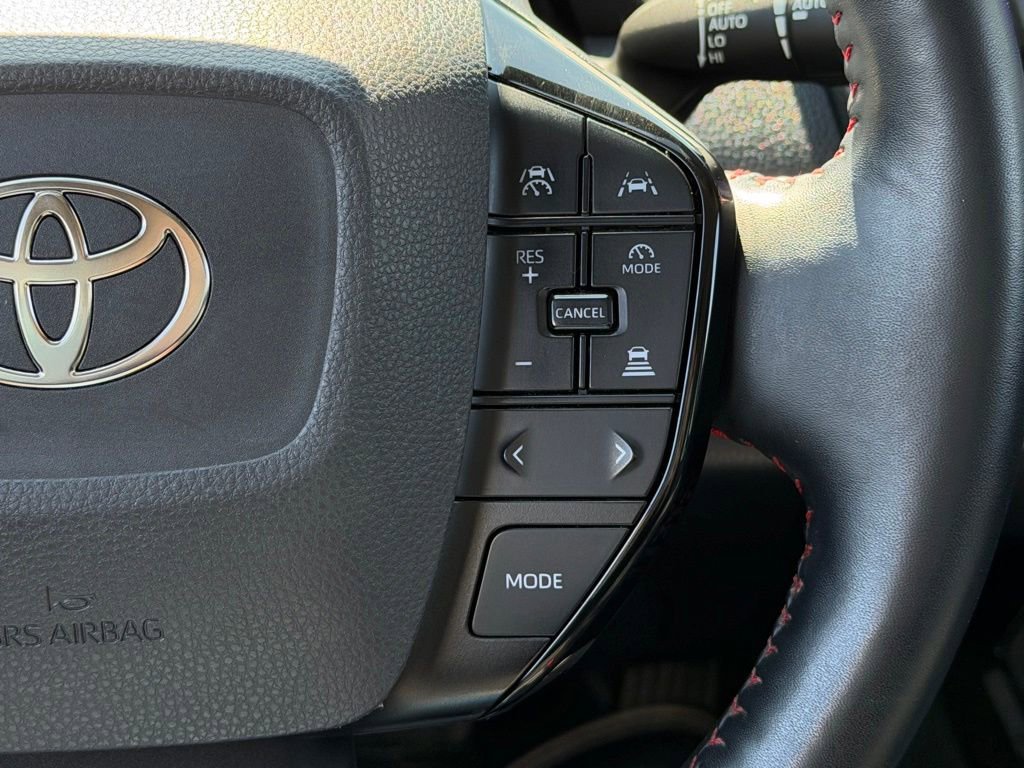 Used 2023 Toyota Prius Prime FWD image 12