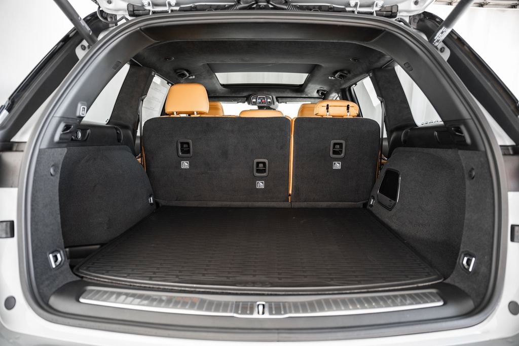 New 2025 Jeep Grand Cherokee Summit image 10