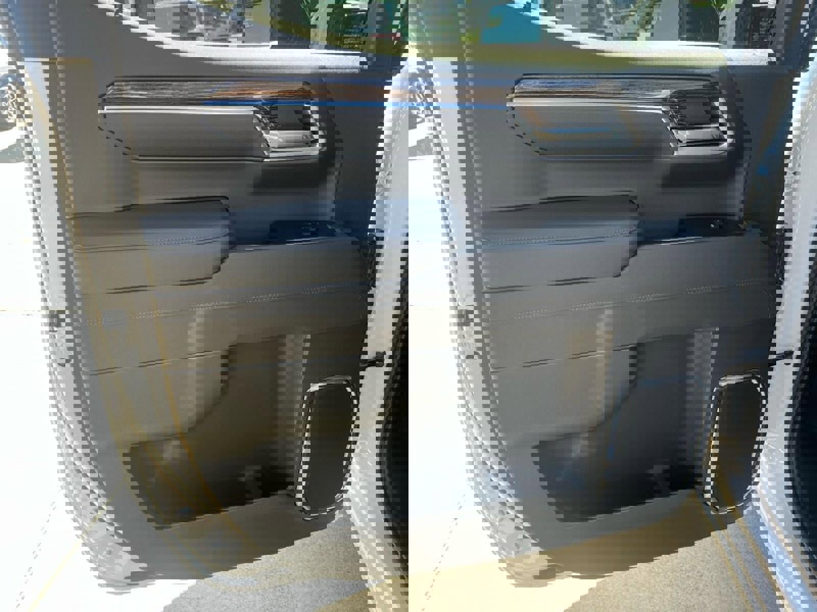 New 2026 GMC Sierra 1500 Elevation image 28