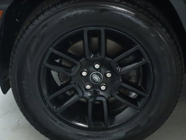 Certified 2024 Land Rover Defender 110 S AWD/4WD image 38