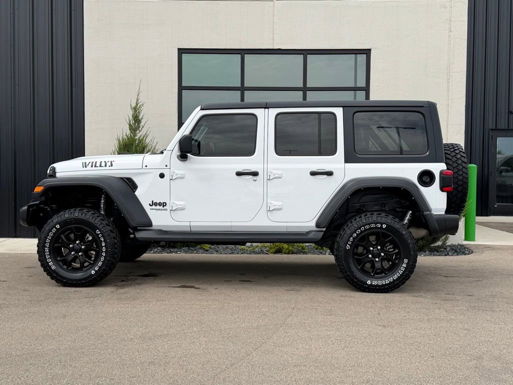 Used 2021 Jeep Wrangler Unlimited Sport AWD/4WD image 2
