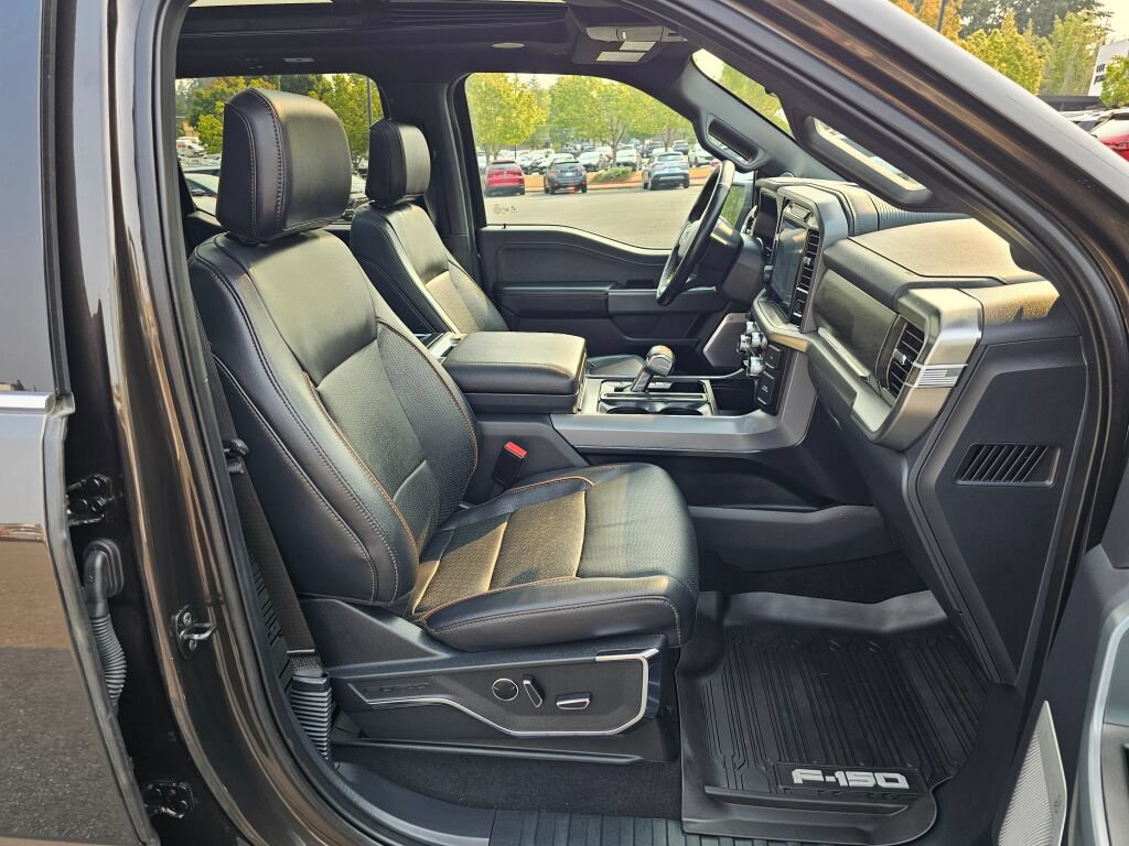 Used 2024 Ford F150 Lariat w/ Equipment Group 502A High AWD/4WD image 31