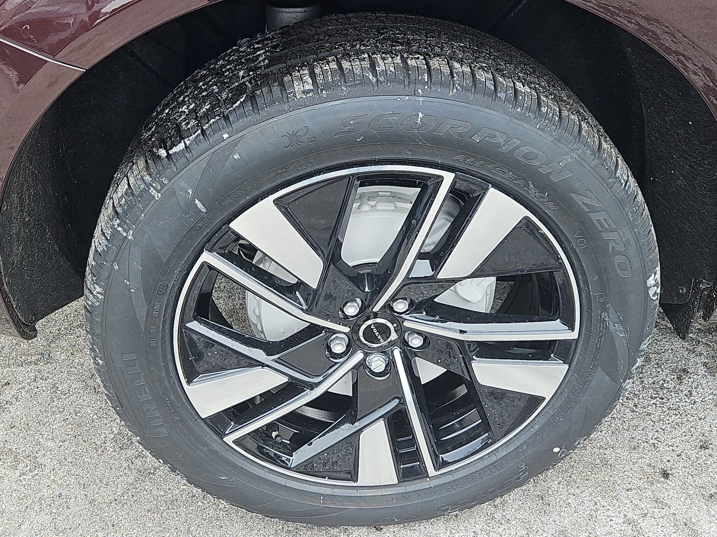 New 2026 Volvo XC60 B5 Core w/ Protection Package Premier AWD/4WD image 19