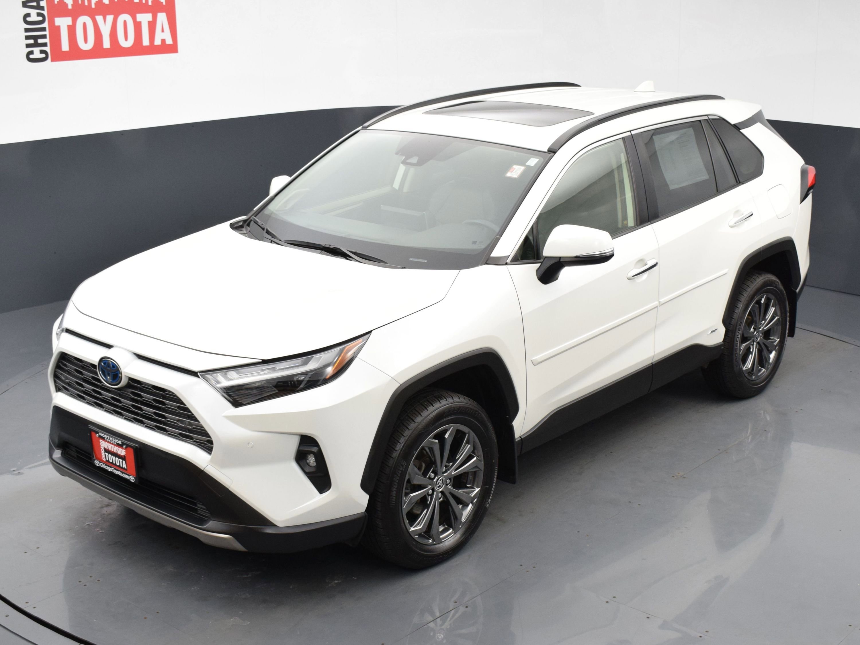 Used 2022 Toyota RAV4 Limited w/ Limited Grade Weather Package image 31