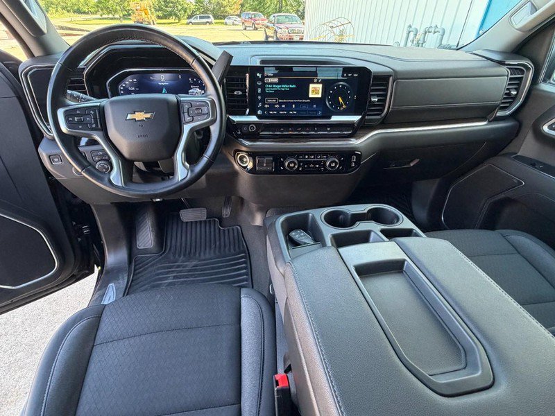 Used 2025 Chevrolet Silverado 1500 LT w/ Work Truck Package AWD/4WD image 20
