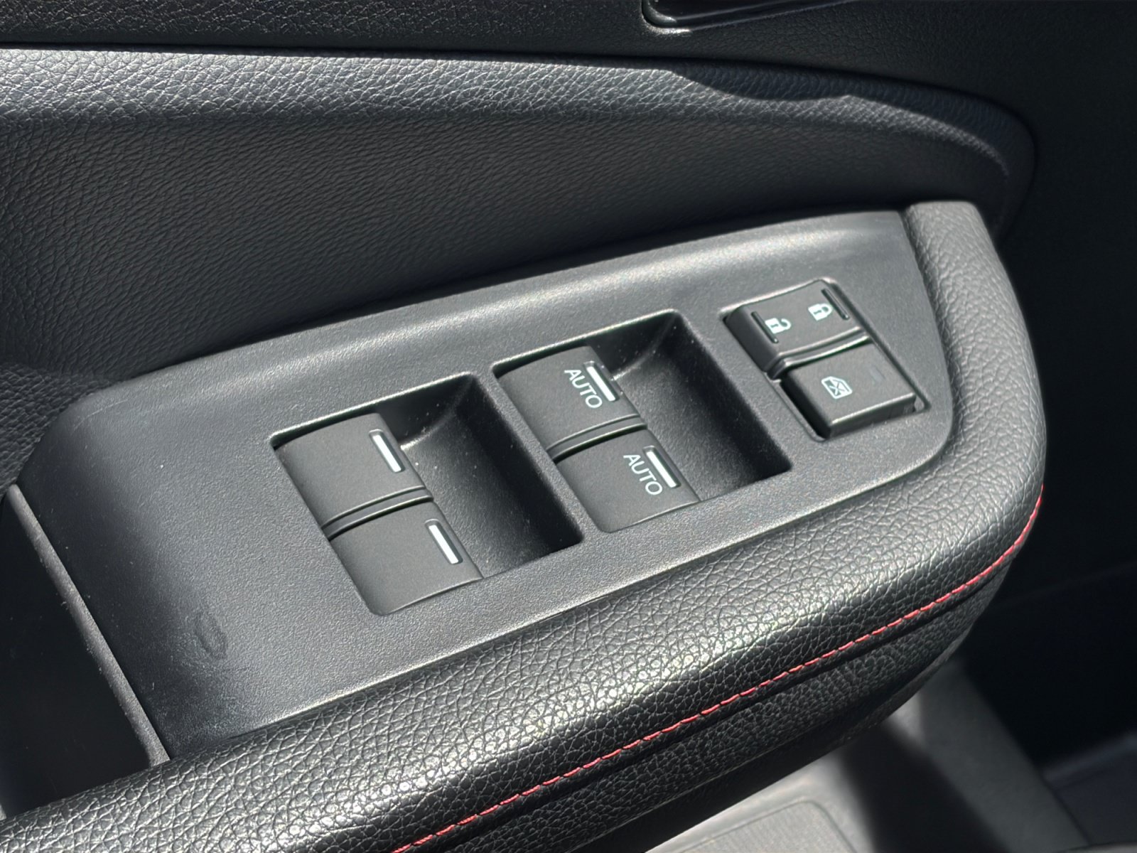 Used 2021 Honda Ridgeline Black Edition image 16