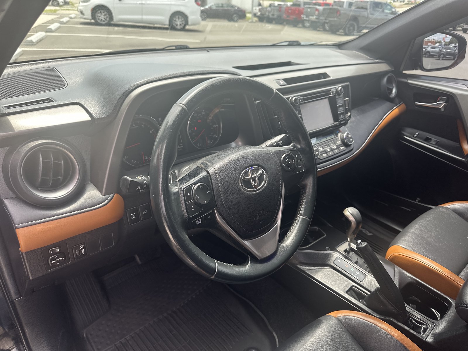 Used 2016 Toyota RAV4 SE AWD/4WD image 18