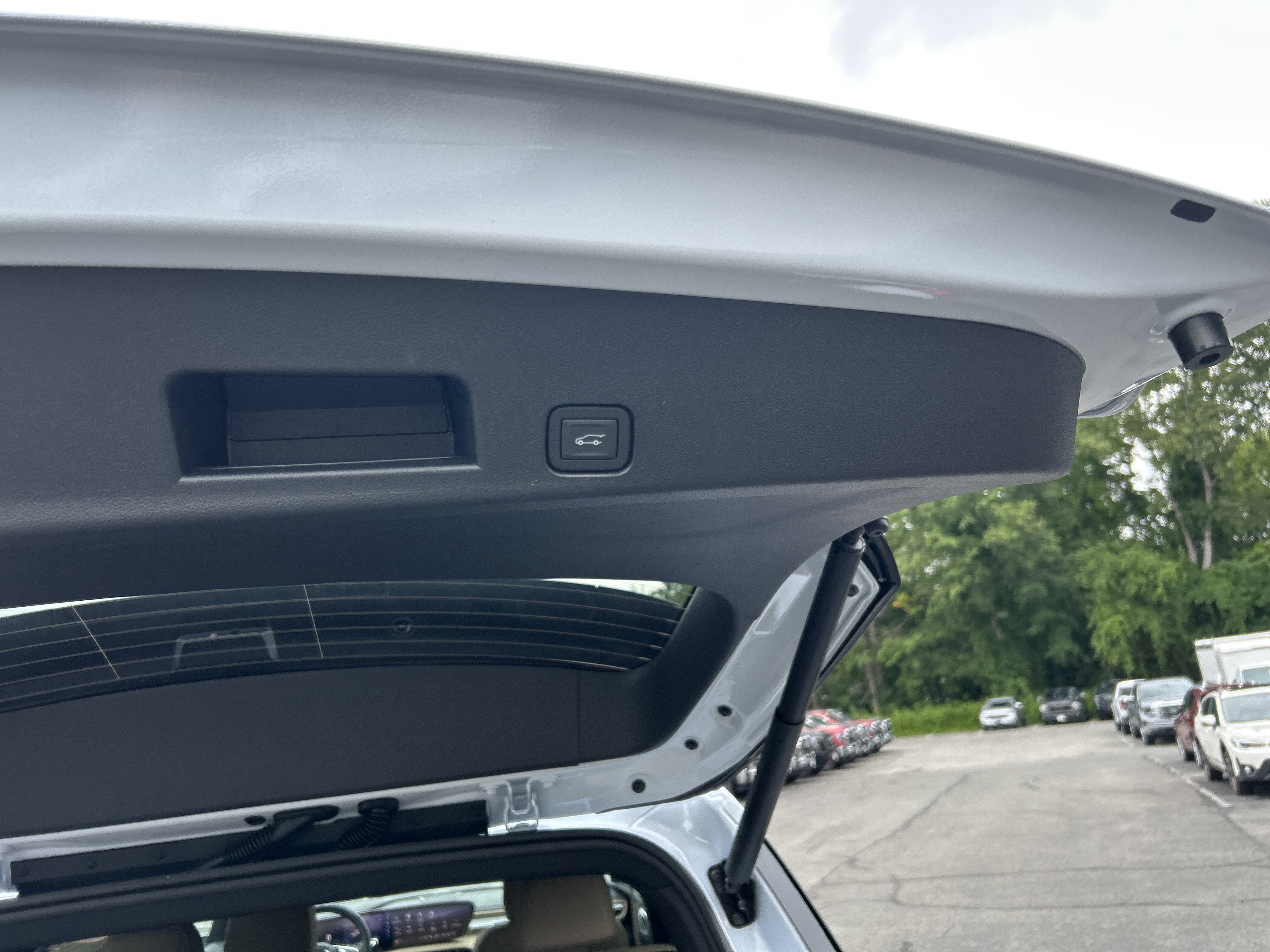 New 2027 Buick Enclave Preferred w/ Power Package AWD/4WD image 11