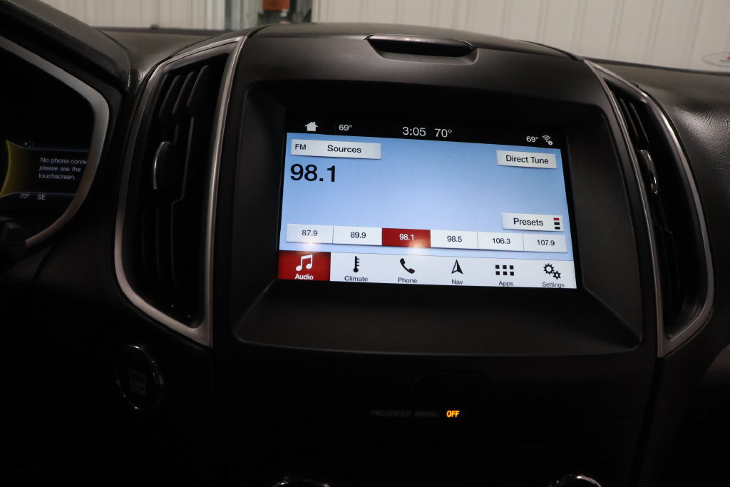 Used 2018 Ford Edge SEL w/ Equipment Group 201A FWD image 9