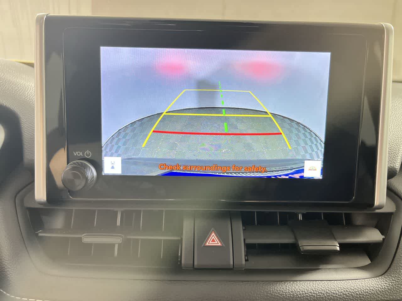 Used 2025 Toyota RAV4 XLE FWD image 19