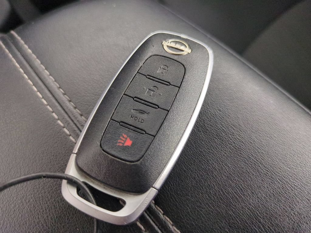 Used 2025 Nissan Sentra SV FWD image 34