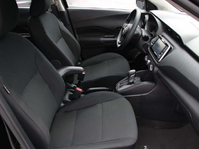 Certified 2025 Nissan Kicks Play S FWD image 29