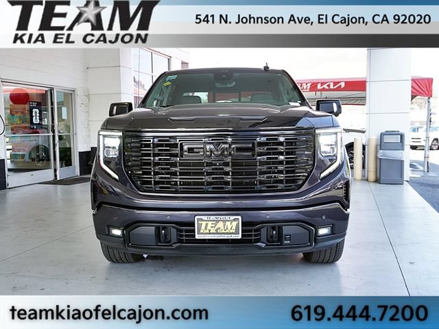 Used 2023 GMC Sierra 1500 Denali w/ Denali Reserve Package AWD/4WD image 5