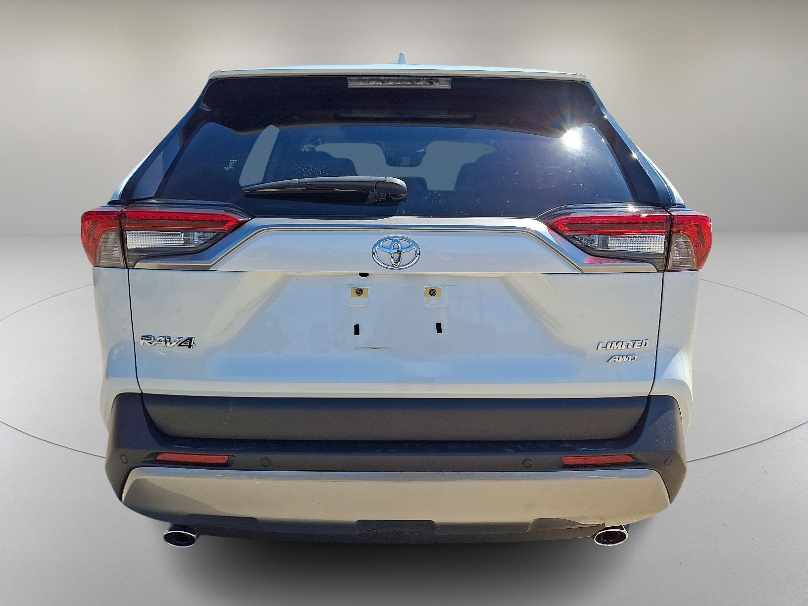 Used 2024 Toyota RAV4 Limited image 9