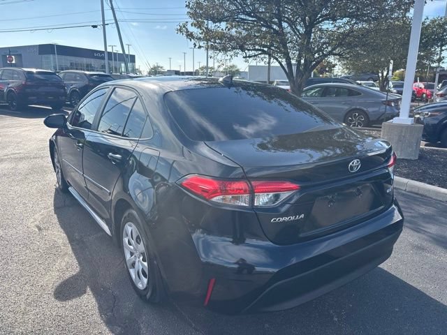 Used 2023 Toyota Corolla LE w/ Carpet Mat Package (TMS) FWD image 9