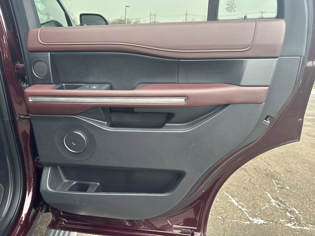 Certified 2023 Ford Expedition Limited image 37