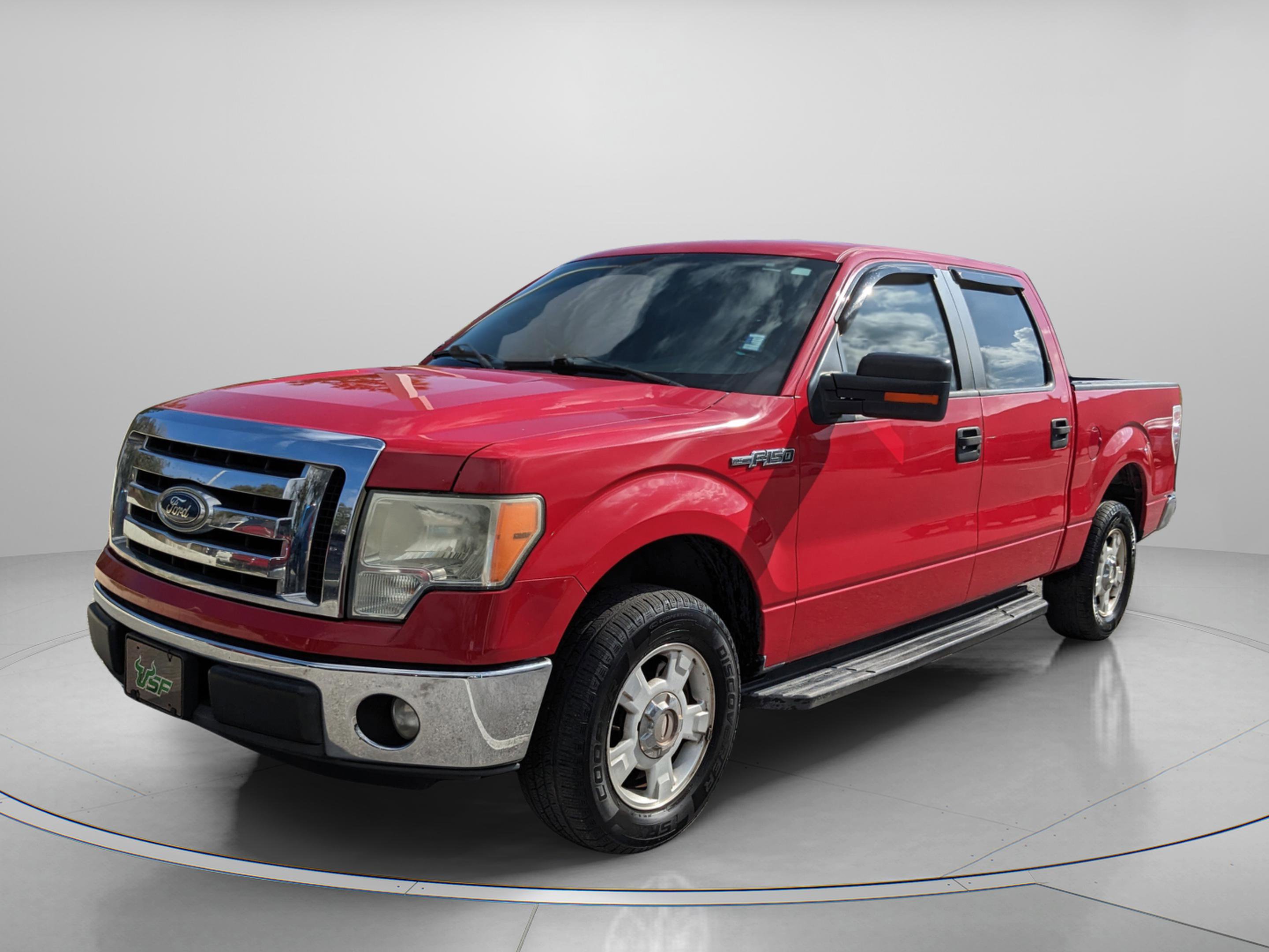 Used 2011 Ford F150 XLT w/ XLT Convenience Pkg image 2
