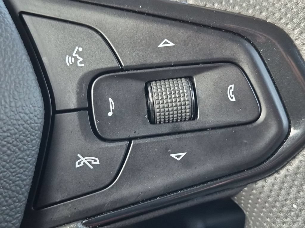 Used 2026 Chevrolet TrailBlazer LT AWD/4WD image 19