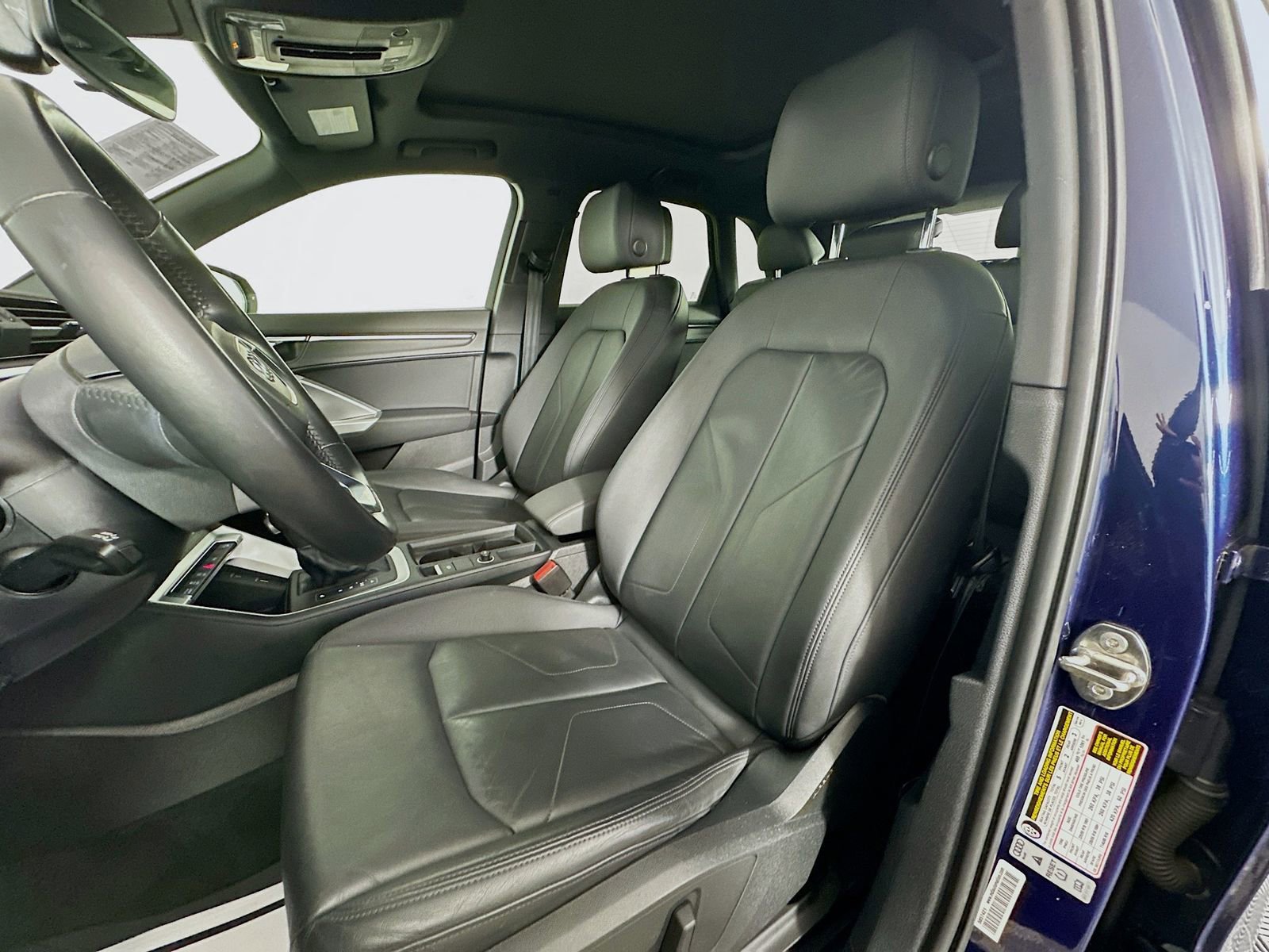 Used 2020 Audi Q3 2.0T Premium w/ Convenience Package AWD/4WD image 20