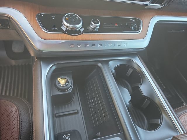 Used 2025 Ford Expedition Max King Ranch AWD/4WD image 11