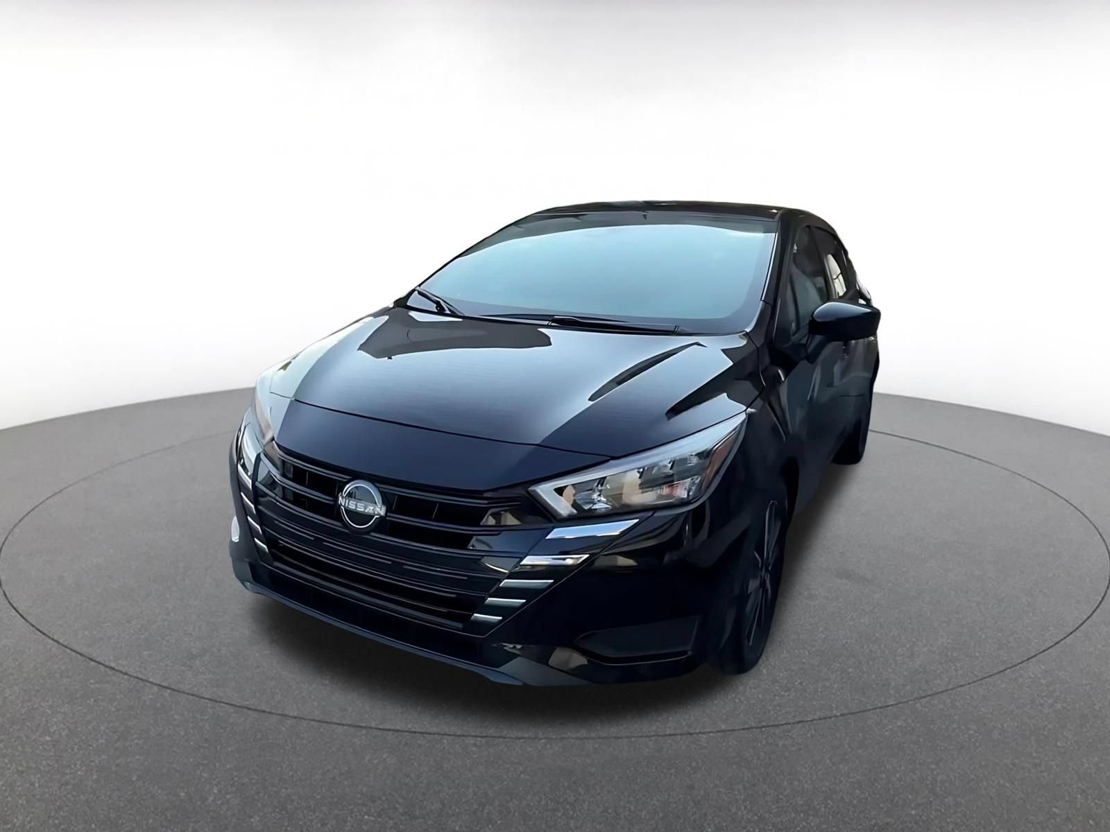 Used 2025 Nissan Versa SV FWD image 6