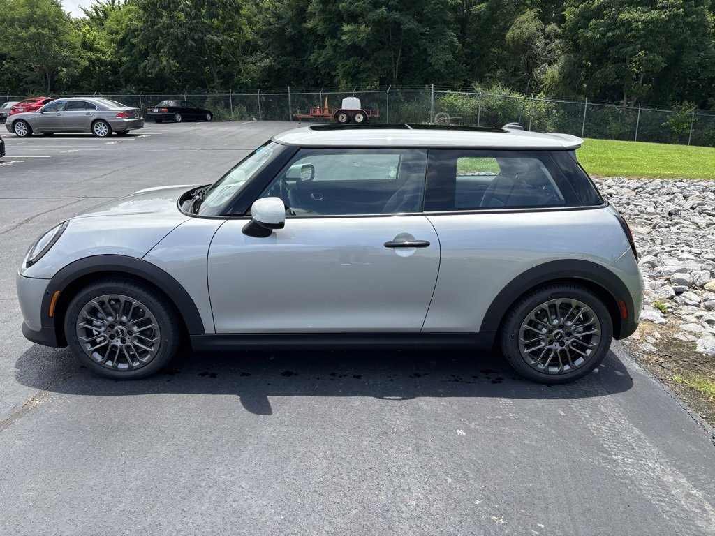 New 2025 MINI Cooper S image 2