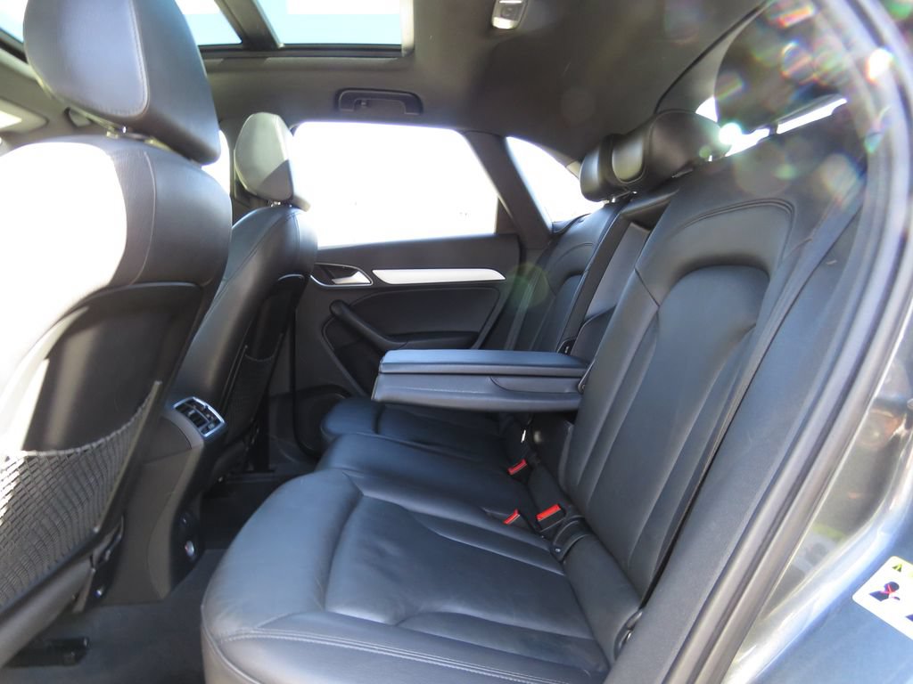 Used 2018 Audi Q3 2.0T Premium AWD/4WD image 19