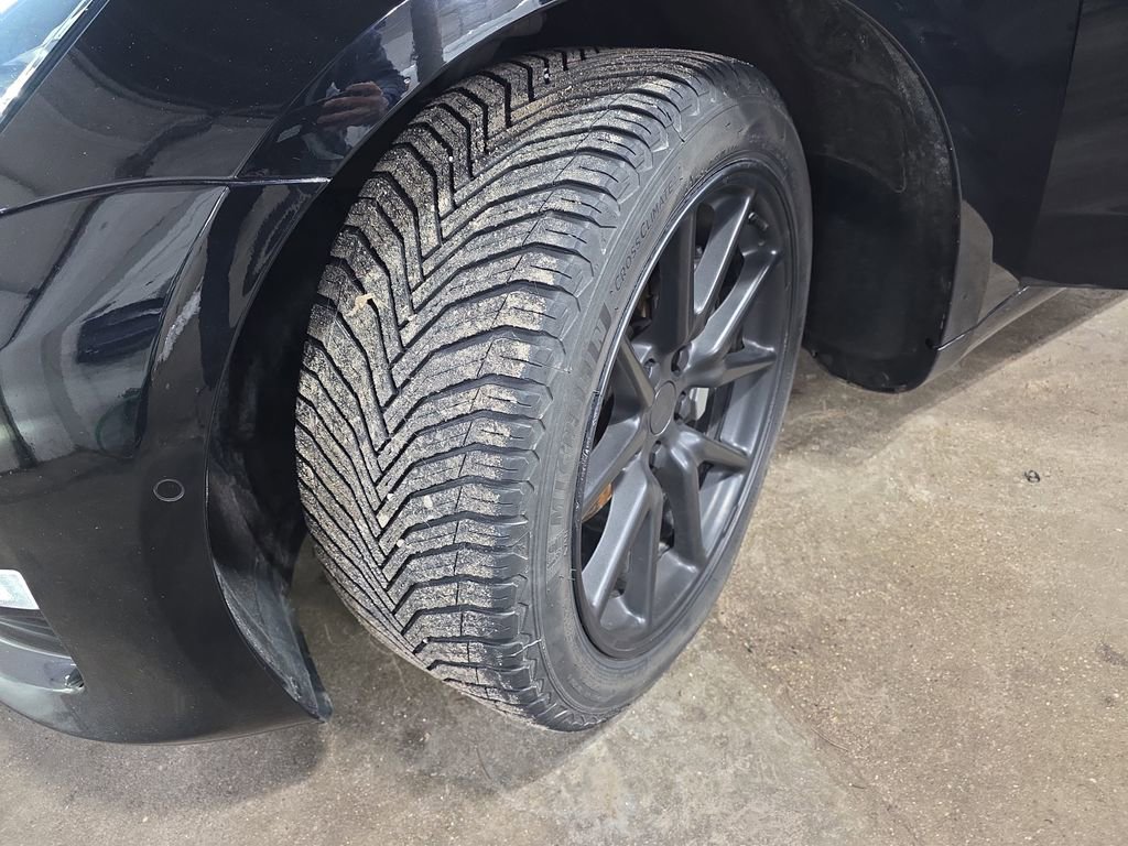 Used 2018 Tesla Model 3 Long Range image 27