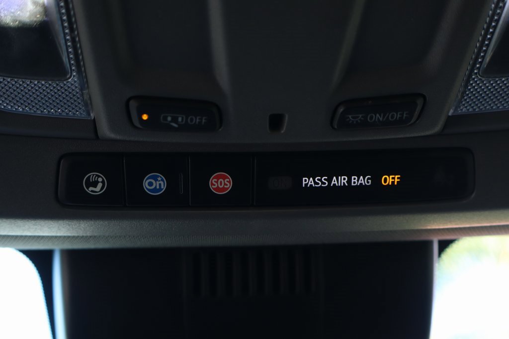 Used 2022 Chevrolet Silverado 1500 Custom image 27