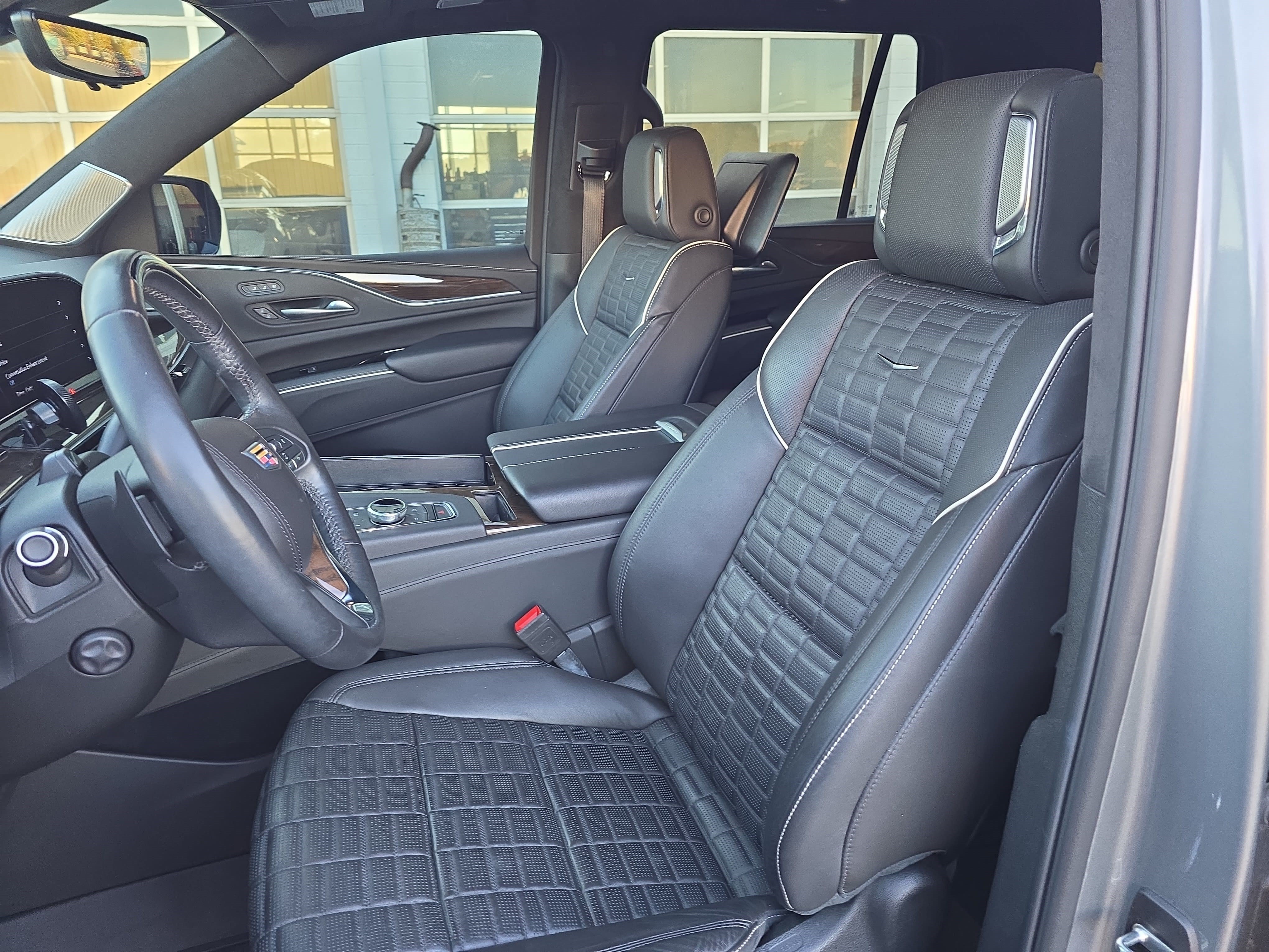 Certified 2024 Cadillac Escalade Sport Platinum AWD/4WD image 16