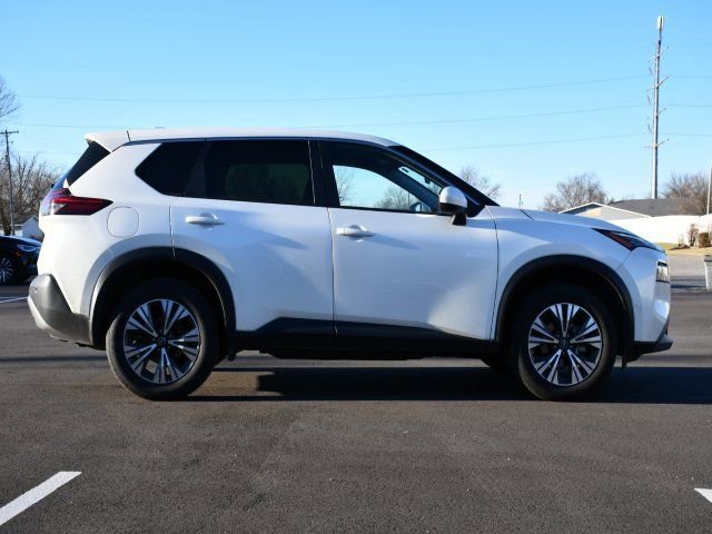 Used 2023 Nissan Rogue SV image 8
