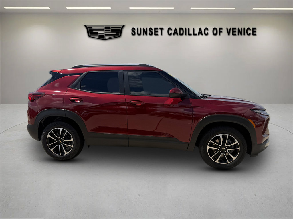Used 2024 Chevrolet TrailBlazer LT w/ Convenience Package FWD image 34