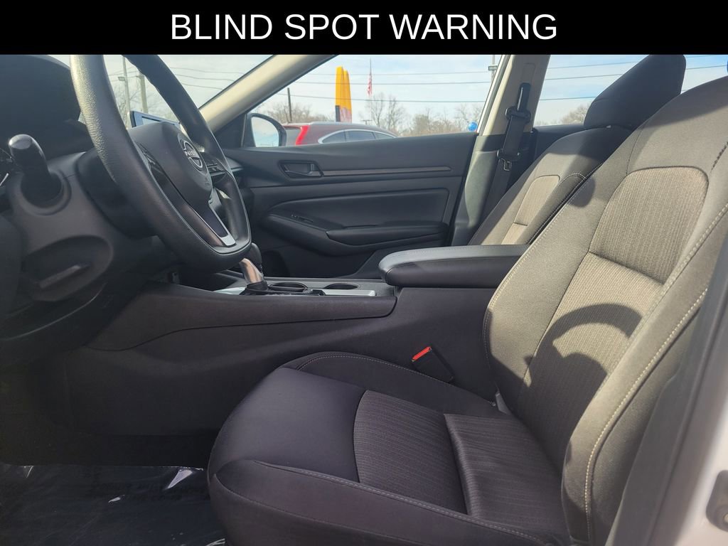 Used 2024 Nissan Altima 2.5 S image 14