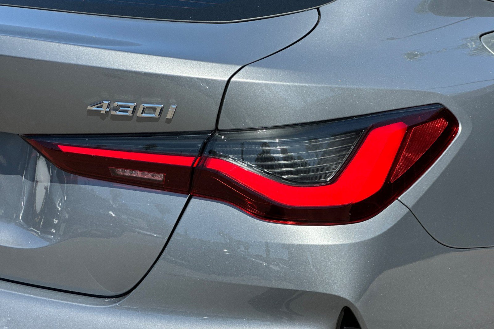 Used 2025 BMW 430i w/ Premium Package RWD image 28