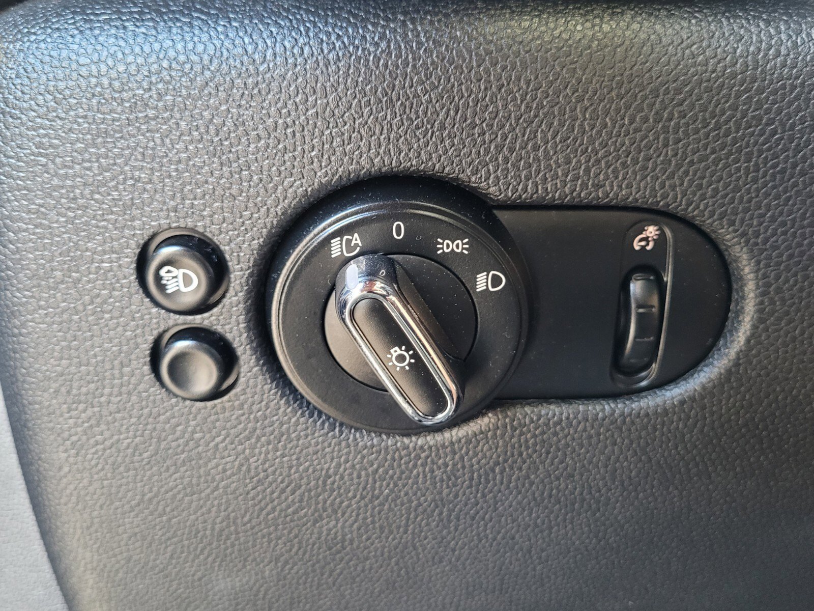 Used 2023 MINI Cooper S w/ MINI Resolute Edition image 20