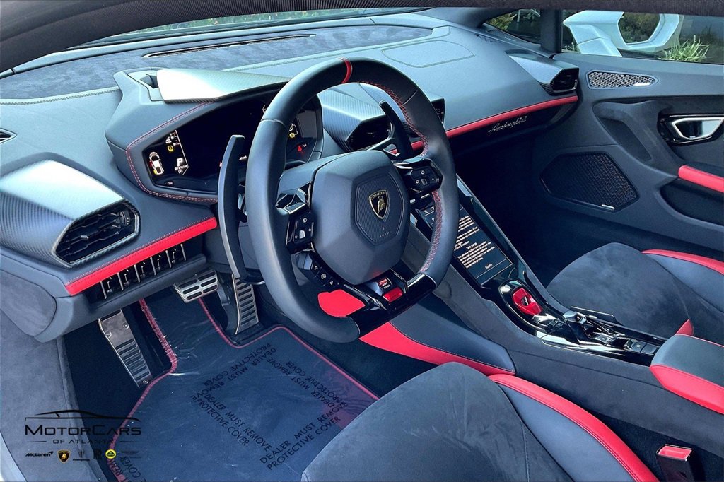Used 2023 Lamborghini Huracan Tecnica image 10