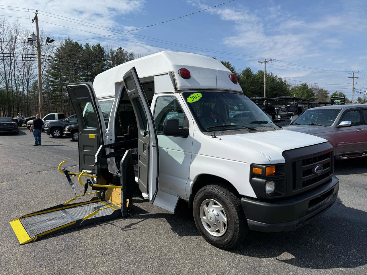 Used 2012 Ford E-250 and Econoline 250 w/ PWR Group RWD image 12