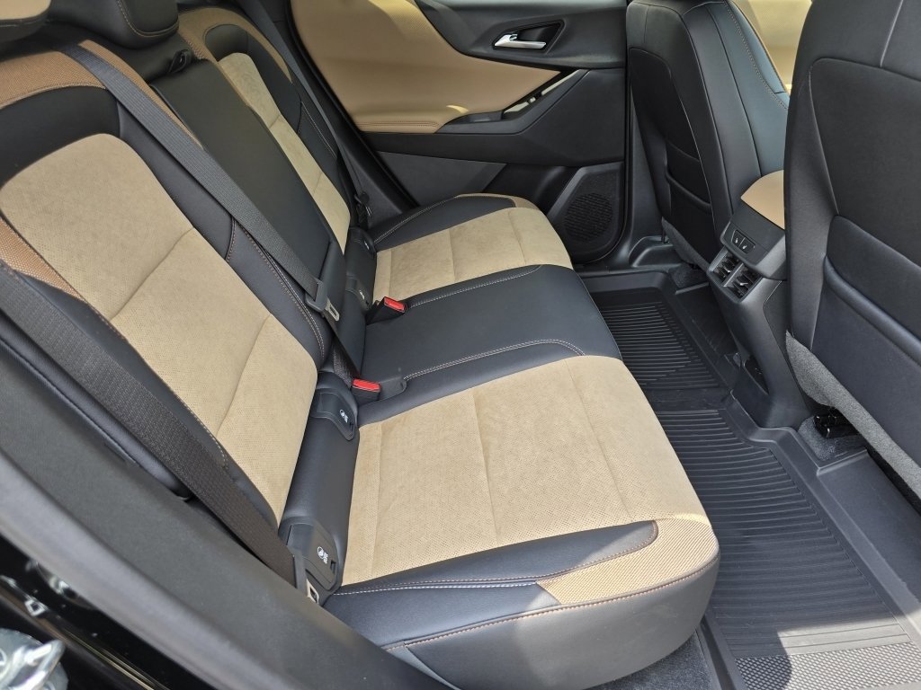 New 2026 Chevrolet Equinox ACTIV w/ Convenience Package III image 13