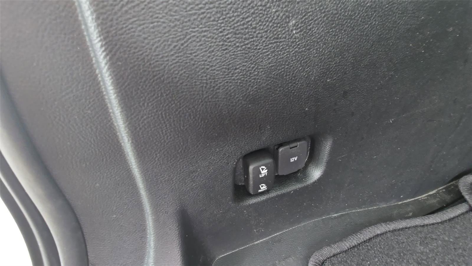 Used 2022 Ford Edge SEL w/ Convenience Package image 15