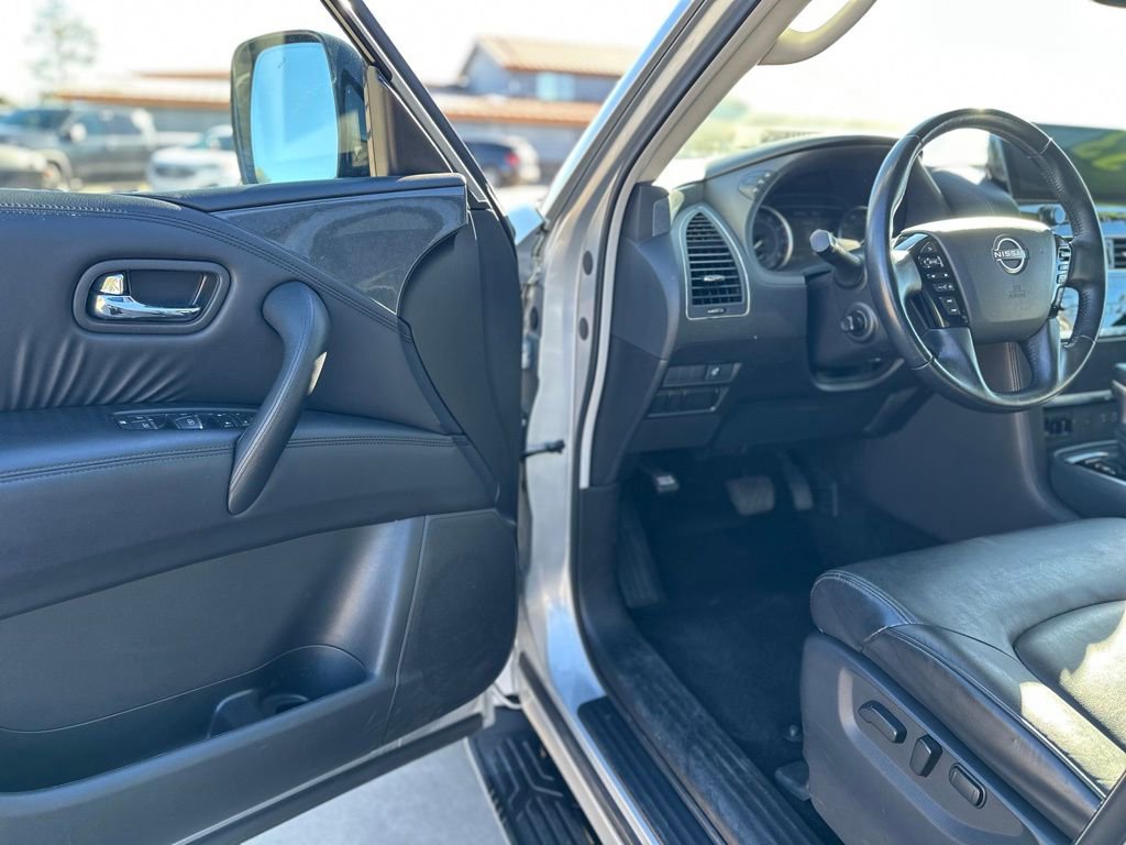 Used 2023 Nissan Armada SV image 14