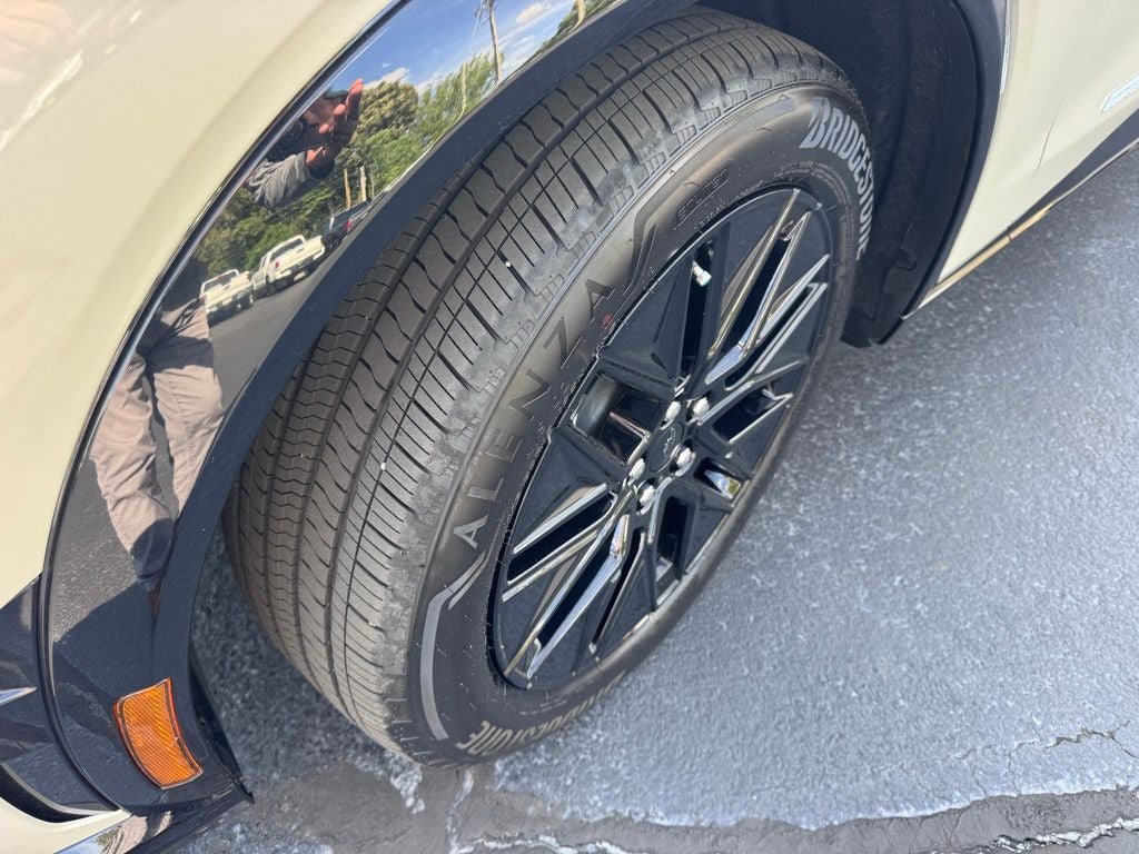 New 2026 Ford Mustang Mach-E Premium w/ Sport Appearance Package AWD/4WD image 18